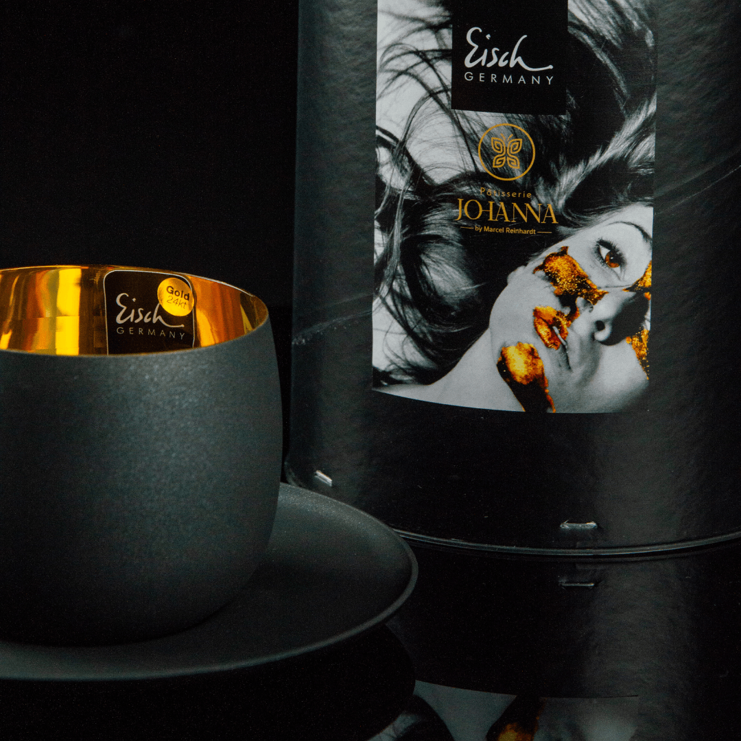 Eisch® x Patisserie Johanna - Cappuccinoglas Cosmo mit Untersetzer 24 Karat