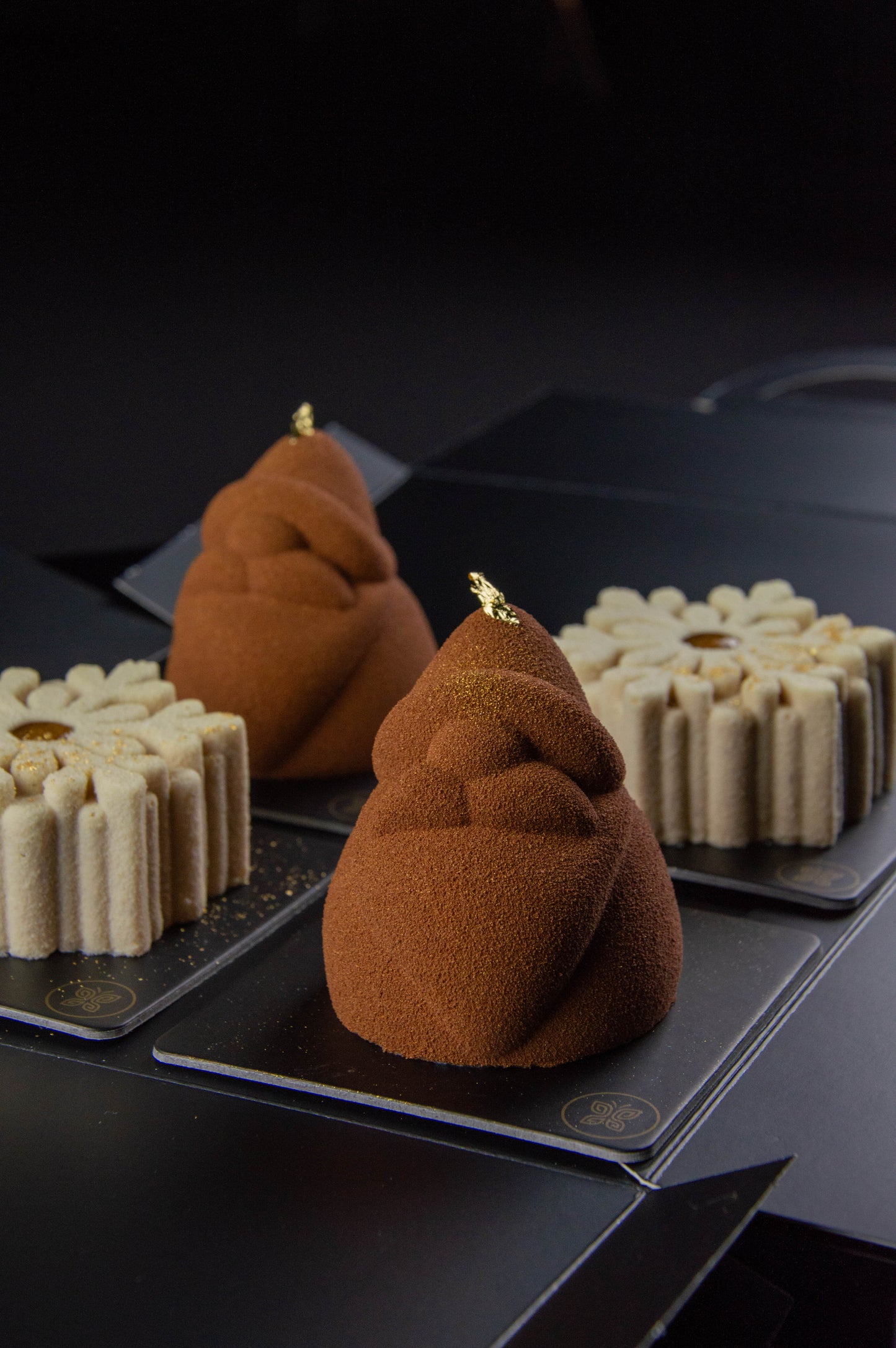 Xmas 4er Törtchenbox mit Santa Claus & Schneeflocke