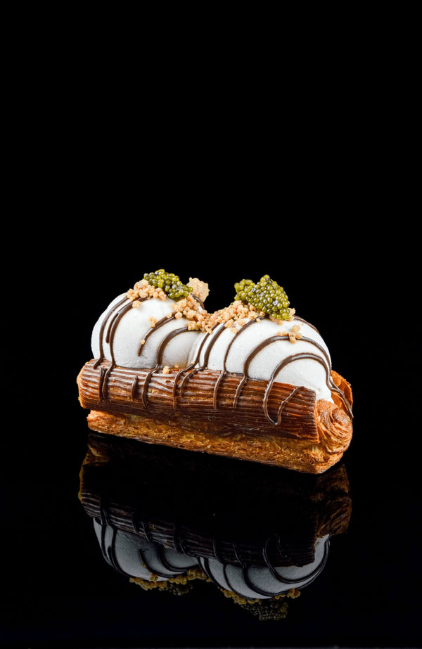 Kaviar Croissant Eisstange - Patisserie Johanna Eisboutique