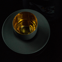 Eisch® x Patisserie Johanna - Espressoglas Cosmo mit Untersetzer 24 Karat