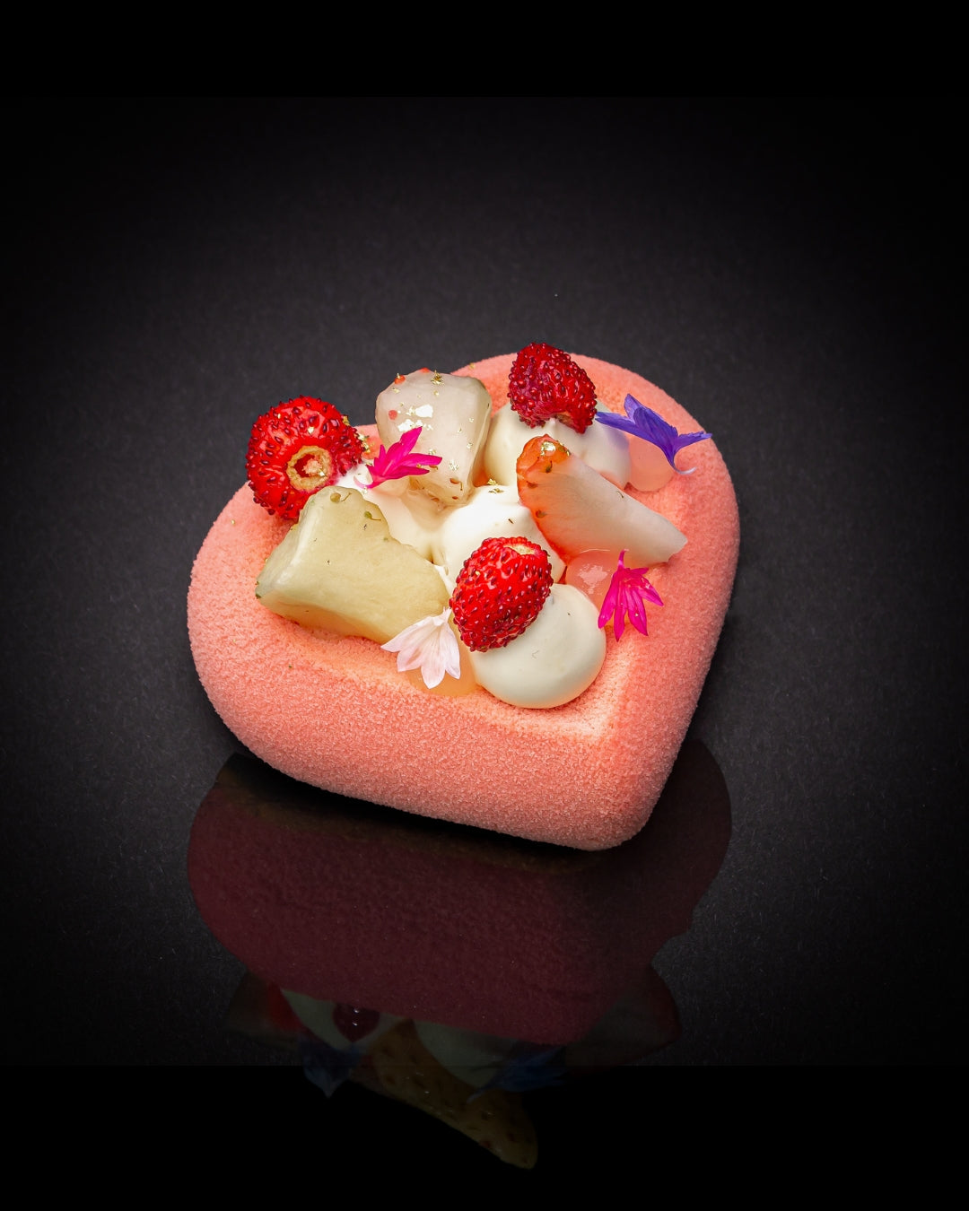 Törtchen Mousse Herz Erdbeere